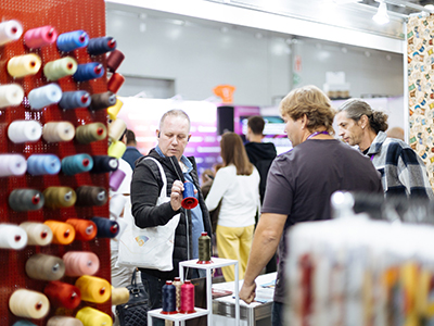 Как правильно привлекать клиентов на выставках